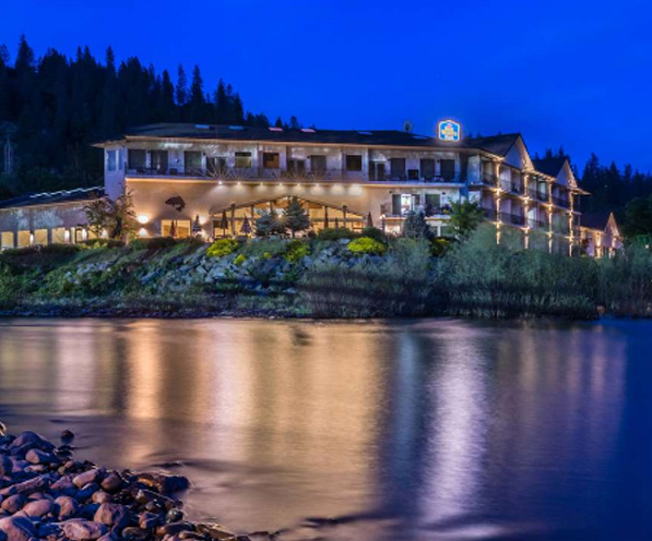 Best Western Plus Lodge at River's Edge